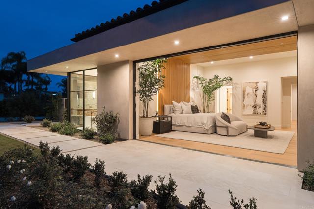 Detail Gallery Image 9 of 18 For 16345 Los Arboles, Rancho Santa Fe,  CA 92067 - 7 Beds | 7/2 Baths