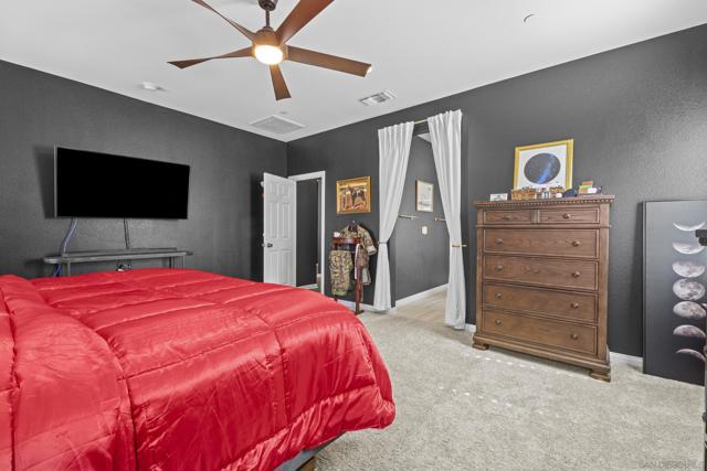 28382 Hopscotch dr,  CA: https://media.crmls.org/mediaz/4eeae3ae-237f-4beb-b12d-357200e1cc5f.jpg