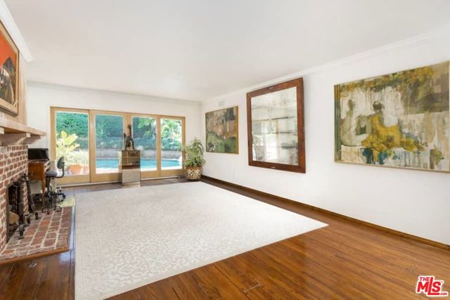 3480 MANDEVILLE CANYON Road, Los Angeles CA: https://media.crmls.org/mediaz/4eeb592a-fbf1-42ce-89ef-140ea5073ffd.jpg
