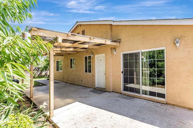 263 Vineyard Drive, San Jose CA: https://media.crmls.org/mediaz/4eec1dd1-1dd6-464d-8612-92d61f6b7c94.jpg