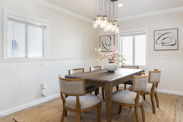 Detail Gallery Image 18 of 39 For 1247 Flanders Rd, La Canada Flintridge,  CA 91011 - 4 Beds | 3 Baths