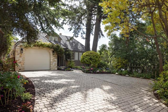 0 Forest 3 SE of 8th Avenue, Carmel CA: https://media.crmls.org/mediaz/4ef0baab-7869-426b-9d5d-a7c6656b53ab.jpg