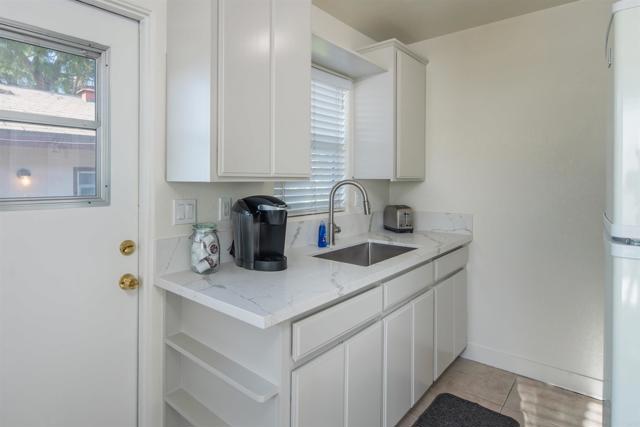 2604 06 Juan Street, San Diego CA: https://media.crmls.org/mediaz/4ef1bc79-8813-4006-9794-6d7d45528a09.jpg