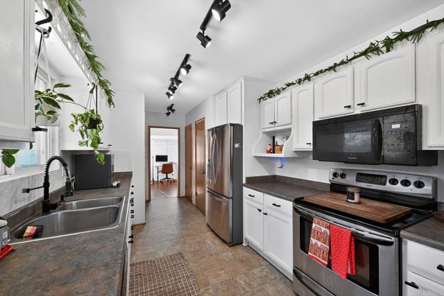 Detail Gallery Image 13 of 50 For 7531 Lookout Loop, Pine Valley,  CA 91962 - 4 Beds | 2 Baths