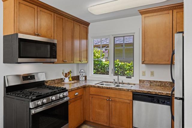 180 Central Avenue, Pacific Grove CA: https://media.crmls.org/mediaz/4ef32659-5fb1-4b02-adf6-3619ac94fc07.jpg