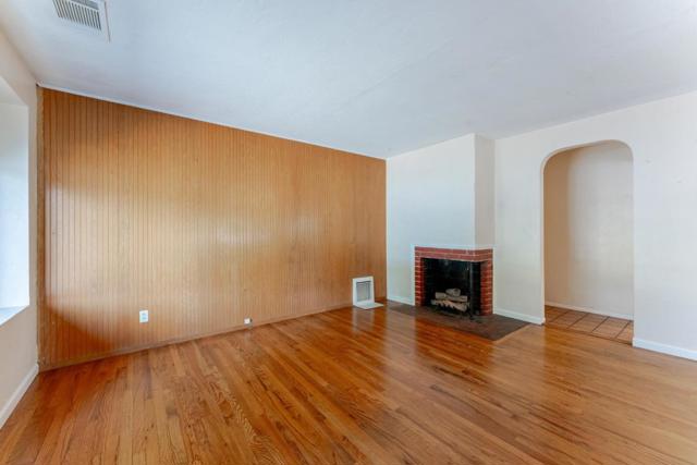 7400 Dowdy Street, Gilroy CA: https://media.crmls.org/mediaz/4ef3d3fc-44dd-4417-9ae8-e6df8d431990.jpg