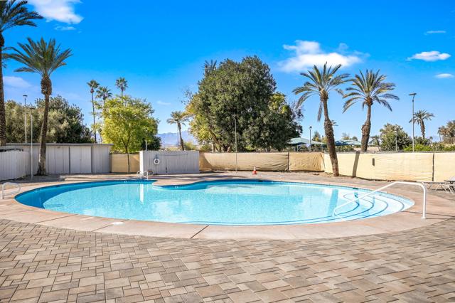 77145 Minnesota Avenue, Palm Desert CA: https://media.crmls.org/mediaz/4ef4b1e0-487b-4976-ab50-ca618453d0a6.jpg