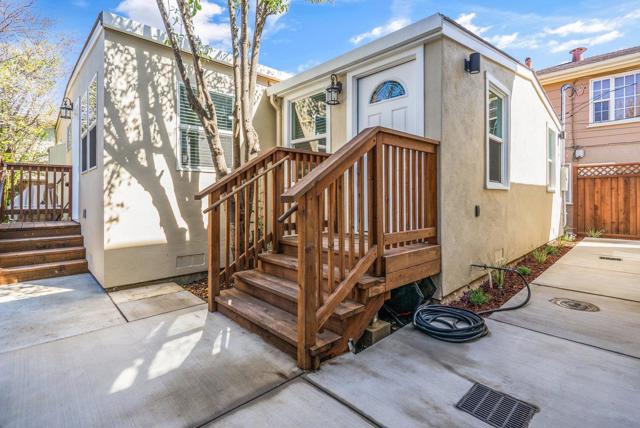 2659 Garfield Street, San Mateo CA: https://media.crmls.org/mediaz/4ef4b5ce-be29-4d3e-85e7-50973f85d8e6.jpg