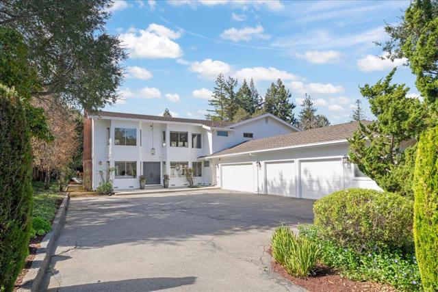 14721 Live Oak Lane, Saratoga CA: https://media.crmls.org/mediaz/4ef51f0d-1d66-445e-8d8a-1c0ea9910d3d.jpg