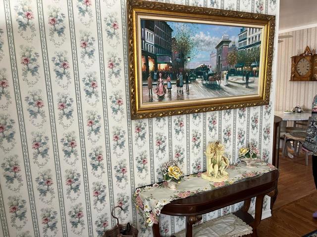 2337 Dundee Drive, Santa Clara CA: https://media.crmls.org/mediaz/4ef5b3f7-cb2c-48f2-b972-c18e23ecc01a.jpg