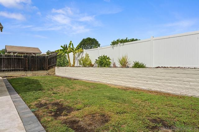 11394 Pegasus Ave, San Diego CA: https://media.crmls.org/mediaz/4ef5ca23-9da4-4f6f-922b-fc2607165521.jpg