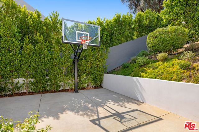 Drew Fenton | 1744 Correa Way Los Angeles CA | MLS: 7406819 Drew Fenton | 1744 Correa Way Los Angeles CA | MLS: 7406819