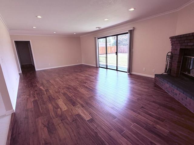 820 Neil Drive, Hollister CA: https://media.crmls.org/mediaz/4ef6b985-419d-49f9-b5f2-9d1085a98cf1.jpg