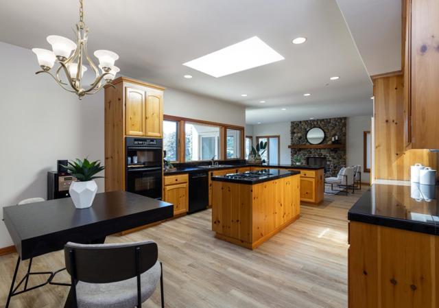 3375 Allred Lane, Soquel CA: https://media.crmls.org/mediaz/4ef6e74e-6332-448a-8600-36378a8f66ed.jpg