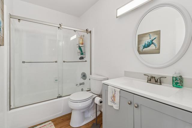 Detail Gallery Image 33 of 45 For 201 4th St a & B,  Encinitas,  CA 92024 - 5 Beds | 3/1 Baths