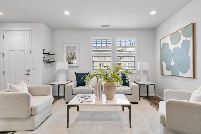 2632 Admiral Circle, Hayward CA: https://media.crmls.org/mediaz/4ef8ba61-f4c1-4a9a-b4b3-5ef777b005ab.jpg