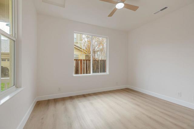 9135 Desiderio Way, Gilroy CA: https://media.crmls.org/mediaz/4efa7707-c461-4478-a02e-0cd4bef9d105.jpg