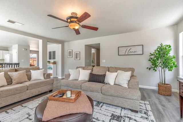 1770 Brentwood Court, Hollister CA: https://media.crmls.org/mediaz/4efac2c1-a27b-4565-b7f3-91c6fbf3e72c.jpg