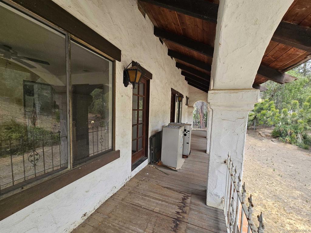 18055 Old Coach Rd - photo 15