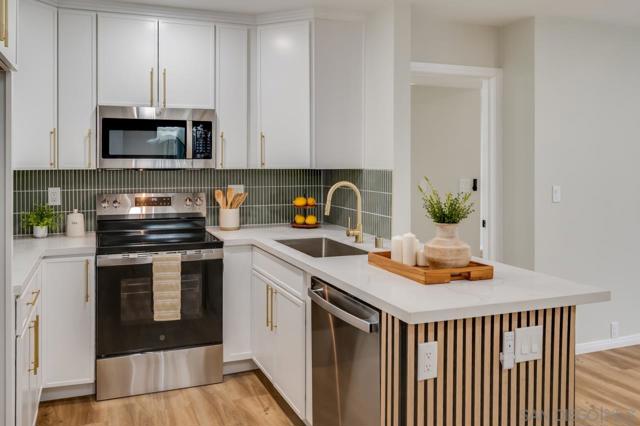 12575 Oaks North Dr., San Diego CA: https://media.crmls.org/mediaz/4efd7215-c213-4ebf-840c-c4198d4bd4ad.jpg