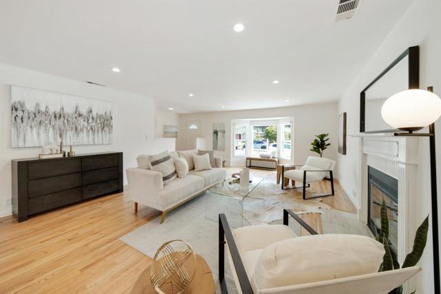 1160 Balboa Way, Pacifica CA: https://media.crmls.org/mediaz/4efe7438-173f-4191-b266-92290f2a80e3.jpg