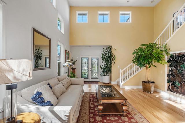 Detail Gallery Image 2 of 47 For 5073 Sea Mist Ct., San Diego,  CA 92121 - 5 Beds | 3 Baths