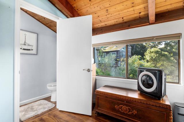 630 Encino Drive, Aptos CA: https://media.crmls.org/mediaz/4f02f853-ce18-4766-a417-e1ee371b13a9.jpg