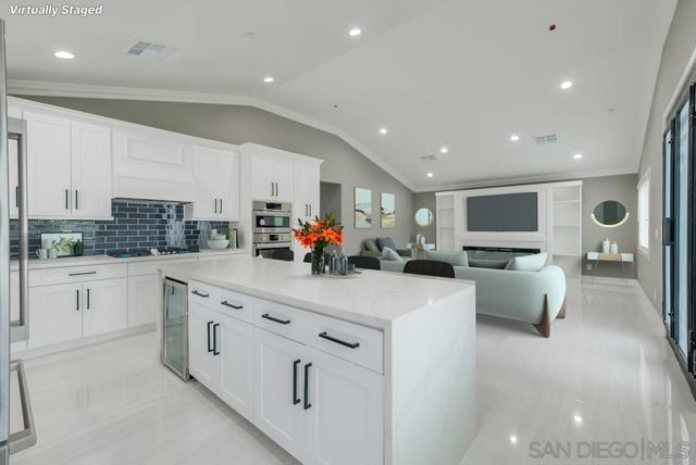 2476 Coolidge Ave, Los Angeles CA: https://media.crmls.org/mediaz/4f03e5ff-00f1-4859-8c9e-8cb75fc72c47.jpg