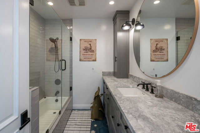 1601 Bel Air Road, Los Angeles CA: https://media.crmls.org/mediaz/4f03f17c-ef9c-4c77-8ea6-a319c9e00905.jpg