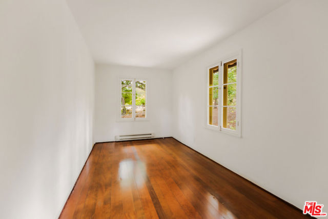 405 Toro Canyon Road, Carpinteria CA: https://media.crmls.org/mediaz/4f0412cb-7285-4f7b-8bbd-6816d21a48e0.jpg
