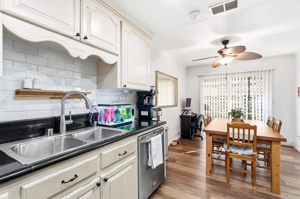 1560 Monterey Pine Drive #B