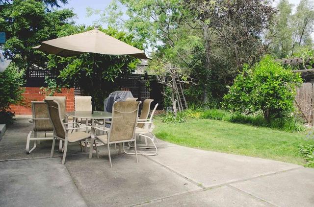 1321 Webster Street, Palo Alto CA: https://media.crmls.org/mediaz/4f046382-9620-4117-8dcf-0c600b3c755e.jpg