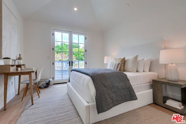 Drew Fenton | 427 N Bundy Drive Los Angeles CA | MLS: 7182819