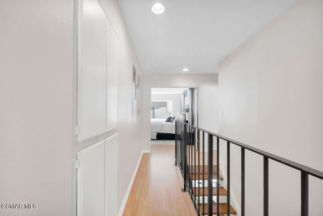 1218 S Westlake Boulevard, Westlake Village CA: https://media.crmls.org/mediaz/4f06c9c4-0b39-40a6-be52-6634e5329c7c.jpg