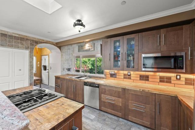 18 S 21st Street, San Jose CA: https://media.crmls.org/mediaz/4f075996-ad97-4cce-93ea-ad2a988e2c2a.jpg
