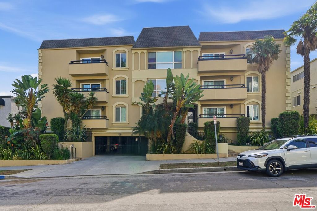 11646 Chenault Street #19