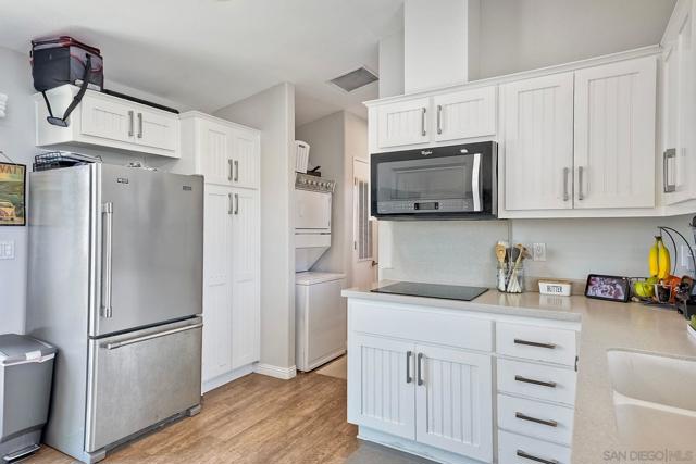2515 Sweetwater Road, Spring Valley CA: https://media.crmls.org/mediaz/4f0803fe-7a51-4d66-9244-b4fece96a5c5.jpg