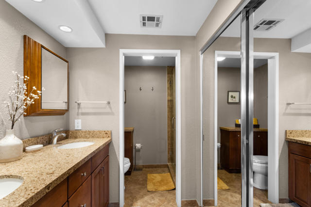 255 S Avenida Caballeros, Palm Springs CA: https://media.crmls.org/mediaz/4f08d14b-e341-4270-ac5e-9945ffe5697d.jpg