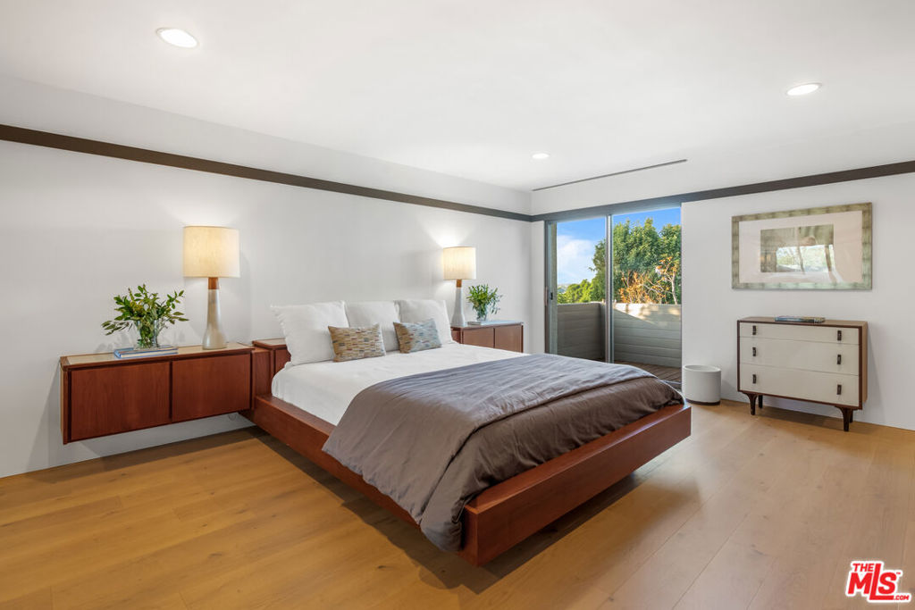 13547 Contour DriveSherman Oaks img 7