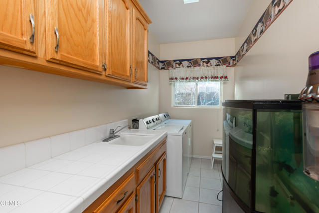 Detail Gallery Image 22 of 42 For 10906 Rosslyn Ln, Bakersfield,  CA 93311 - 4 Beds | 3 Baths