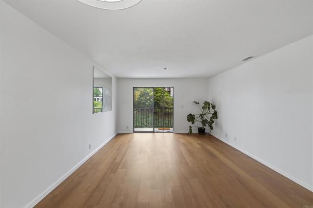 Detail Gallery Image 4 of 16 For 3980 Faircross Pl #24,  San Diego,  CA 92115 - 2 Beds | 2 Baths