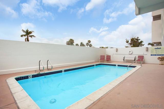 2620 2nd Avenue, San Diego CA: https://media.crmls.org/mediaz/4f0b7f6c-dc36-44c1-b02b-7d1ad533d921.jpg