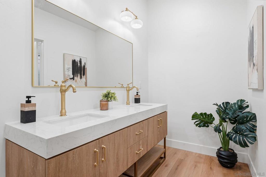 MLS #250043524SD image #22