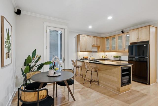 20460 Williams Avenue, Saratoga CA: https://media.crmls.org/mediaz/4f0d9b72-7cbf-4908-9595-62a0066e4a14.jpg