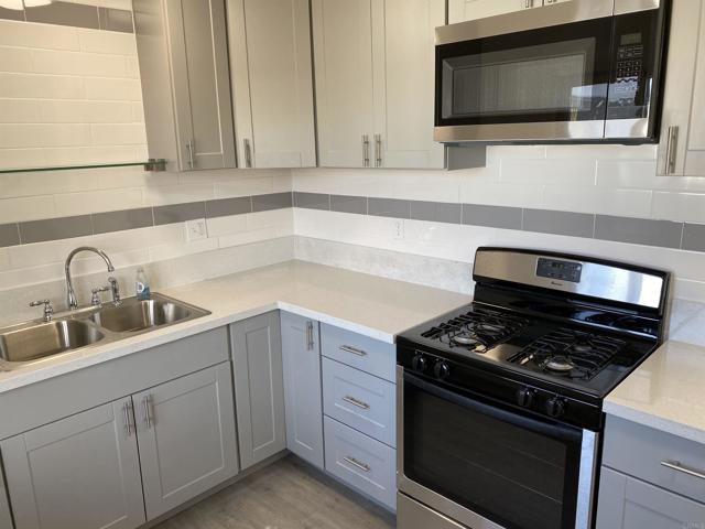 1011 13 El Cajon Boulevard, El Cajon CA: https://media.crmls.org/mediaz/4f0db5bb-b0f1-4aec-aeda-ba12868806e1.jpg