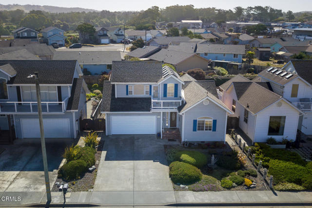 924 Glass Beach Drive, Fort Bragg CA: https://media.crmls.org/mediaz/4f0e9389-e31d-4bb7-9d59-e79fe434954e.jpg