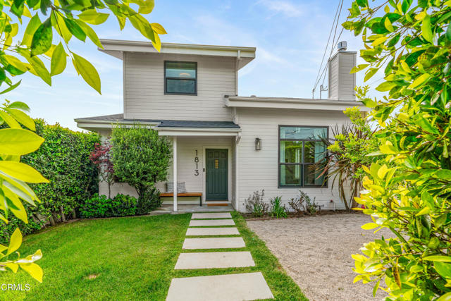 1813 N Avenue 55, Los Angeles CA: https://media.crmls.org/mediaz/4f0f1520-9499-4a1e-a47b-6187a36279b4.jpg