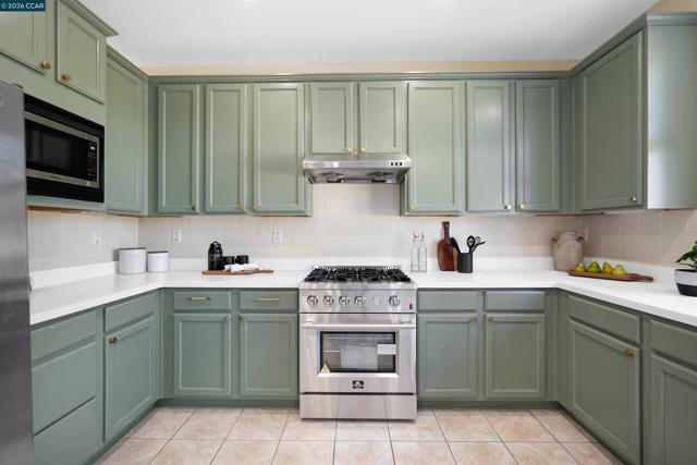 Image 22 of 60 For 1012 Salt Spray Ter