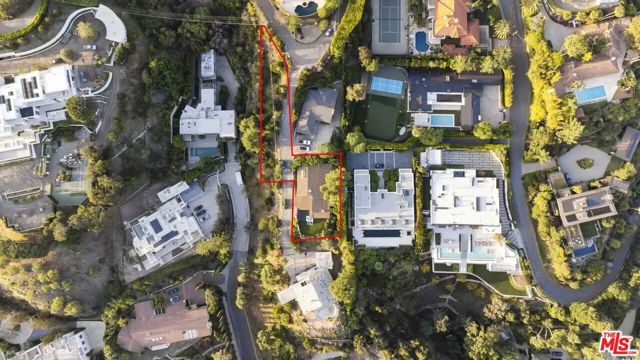 9924 Beverly Grove Drive, Beverly Hills, California 90210, 3 Bedrooms Bedrooms, ,3 BathroomsBathrooms,Single Family Residence,For Sale,Beverly Grove,25498129