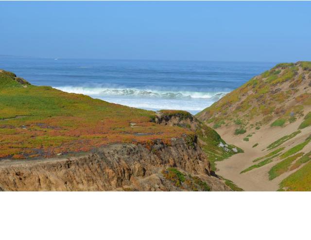 2721 Parkview Way, Marina CA: https://media.crmls.org/mediaz/4f104144-8815-42d3-a6c7-b974cabce4a1.jpg